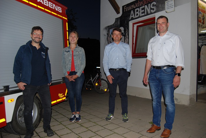 1 Die neue Vorstandschaft der Freiwilligen Feuerwehr Abens